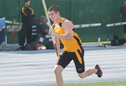 2014_04_19_Montgomery_Michael_BeachInvite_01