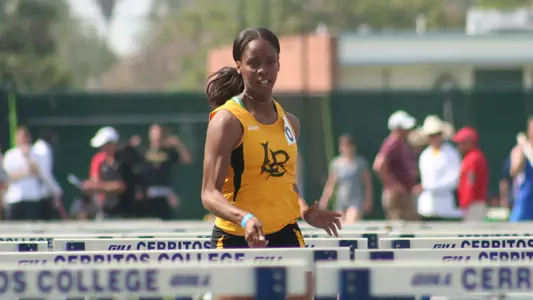 Amber Clark - 100H