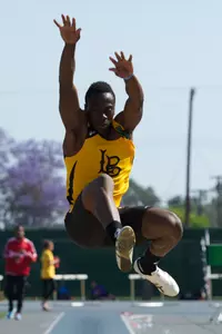 Sophomore Willie Alexander had a pair of 25-foot jumps in back-to-back meets to earn Big West Men's Field Athlete of the Week honors.