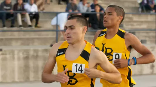 Arturo Trejo, Cameron Ford