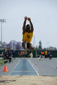 Sophomore Willie Alexander finished third in the long jump at the Drake Relays on Friday.