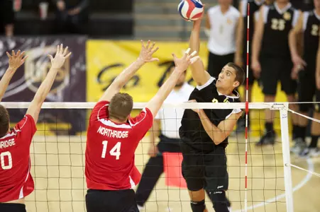 Former 49er Trevor Crabb will be playing in his second main draw on the 2014 AVP Tour.
