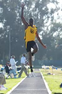 Sophomore Willie Alexander, who had already qualified for the NCAA Championships in the long jump, was 31st in the triple jump on Saturday.
