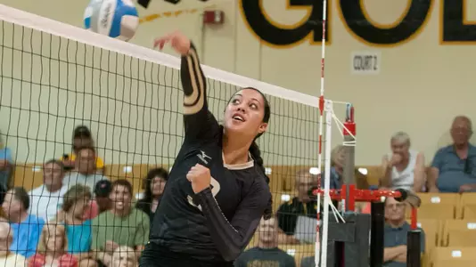 Hudson had four kills and 23 assists.