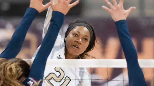 Chisom Okpala had 11 kills on .688 hitting.