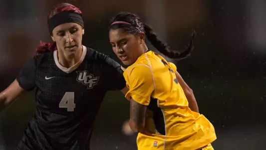 Vania Robles. (Photo by John Fajardo/LBSU)