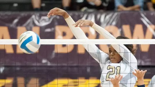 Chisom Okpala had a big night for the Beach.