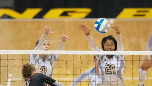 Sophie Bukovec, Chisom Okpala