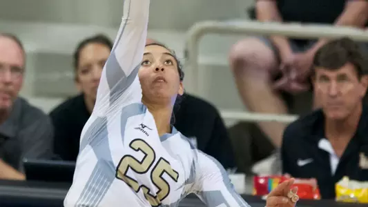 Alex Reid caught fire last week, hitting .400 in two matches.