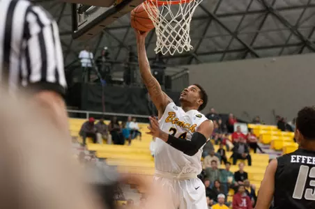 Travis Hammonds is among the returning stars for the 49ers in 2015-16.