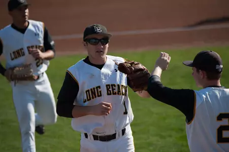 2015_01_31_Hampson_Garrett_vs_Alumni_03