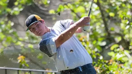 Freshman Ryder Epson is tied for second going into the final round at the Del Walker Intercollegiate.  (Photos by John Fajardo/LBSU)