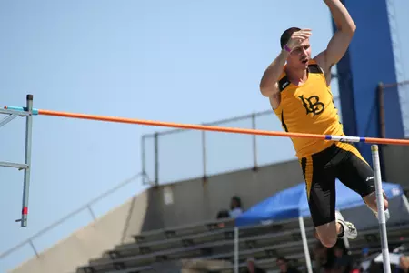 2015_04_17_Montgomery_Michael_BeachInvite_02