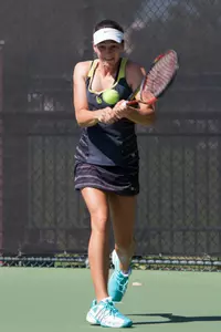 Thompson won both of her singles matches 6-0, 6-0.