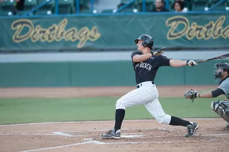 2015_04_02_Rasmussen_Luke_vs_CSUN_01