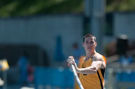 2015_04_17_Montgomery_Michael_BeachInvite_01