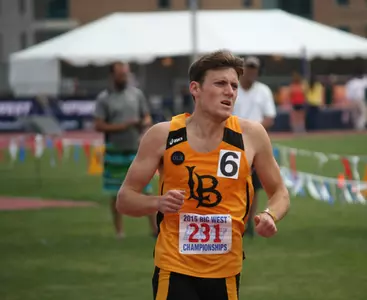 Chris Low was one of six champions at the Big West Championships and defended his title in the 800m