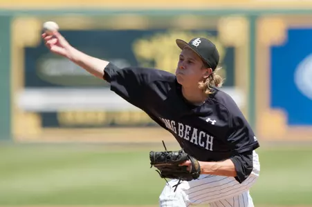 2015_05_03_Brown_Tanner_vs_UH_01