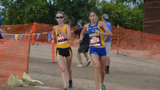 Junior Kathleen Dunne ran a personal-best in the UC Riverside Invitational 6K of 21:30.3.  (Photo by Andy Sythe)