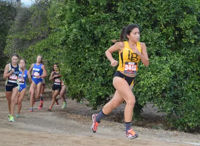 2015_09_11_Carrera_Ashley_at_UCR_01