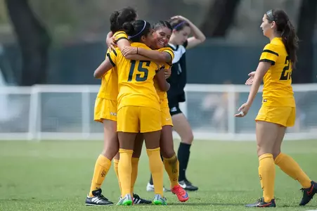 Rocio Rodriguez, Mimi Rangel, Vania Robles and Jordan Sanders. (Photo by John Fajardo/LBSU)