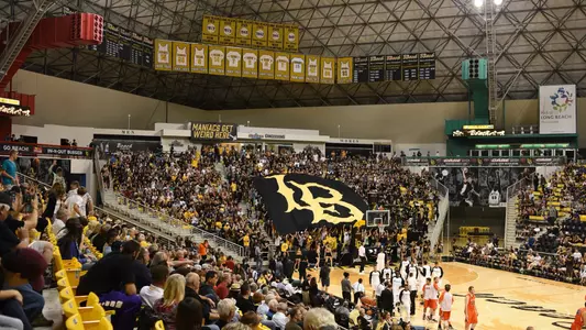 Walter Pyramid, Men's Basketball