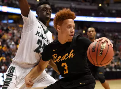 49ers guard Noah Blackwell moves the ball while defended by Hawaii Rainbow Warriors guard Sheriff Drammeh during the first half in the championship game of the Big West conference tournament at Honda Center. Credit: Kelvin Kuo-USA TODAY Sports