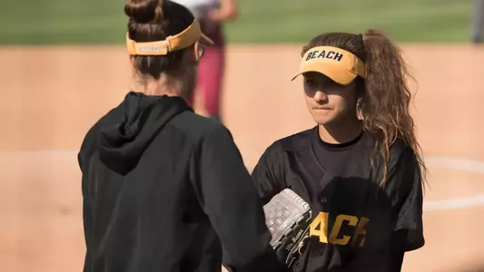 Skie Munoz, Stephanie Brown