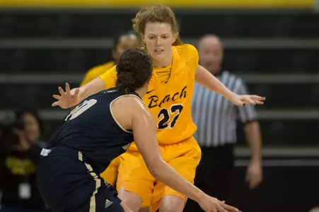 Madison  Montgomery (22)