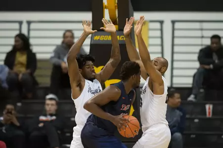 Mason Riggins, Roschon Prince