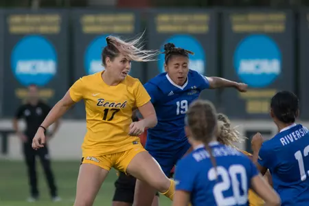 2017_22_10_Maher_Sarah_vs_UCR_01