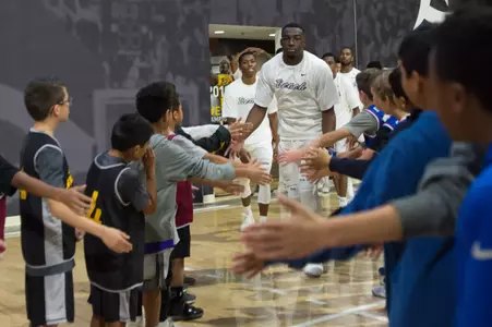 Temidayo Yussuf, Fans