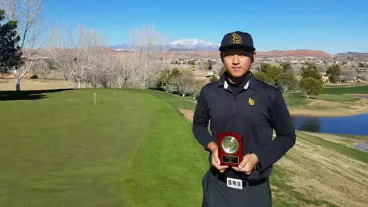 Freshman Kymer Li finished runner-up at the Pizza Hut Pat Hicks Invitational in St. George, Utah.