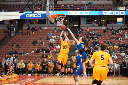 Madison  Montgomery (22)