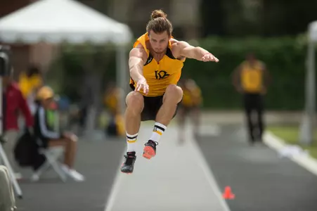 2017_03_04_Hicks_Cole_vs_UCLA_01