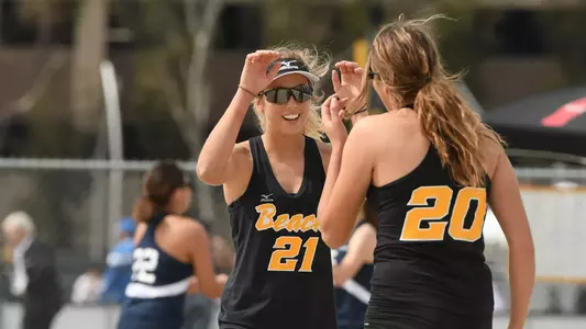 Hannah Matt, Zoi Konstantopoulou