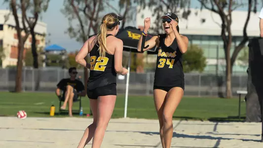 Morea Wagner, Heather Weiss