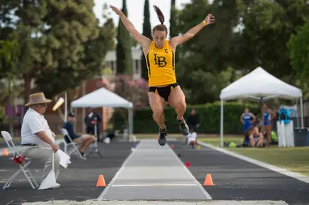 2017_04_15_Cooks_Riley_at_BeachInvite_01