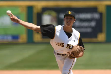 2017_06_11_Villalobos_Eli_vs_CSF_001