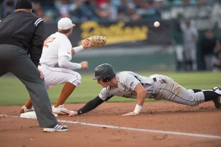 2017_06_04_Rasmussen_Luke_vs_Texas_02