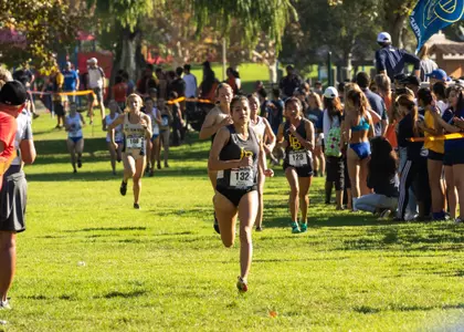 2018_10_27_Florez_Mikayla_at_BWC_02