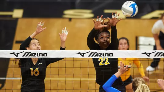 YiZhi Xue, Kashauna Williams