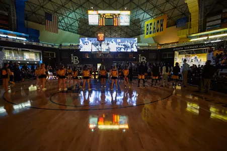 Team, Walter Pyramid