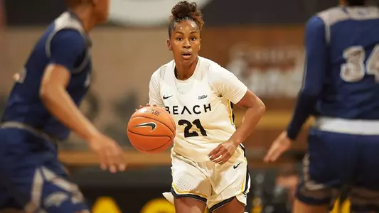 Shanaijah Davison Cropped