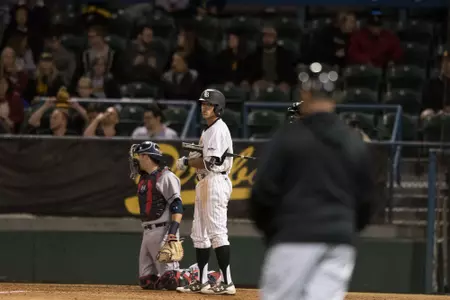 2018_02_16_Robinson_Shaq_vs_SMC_002