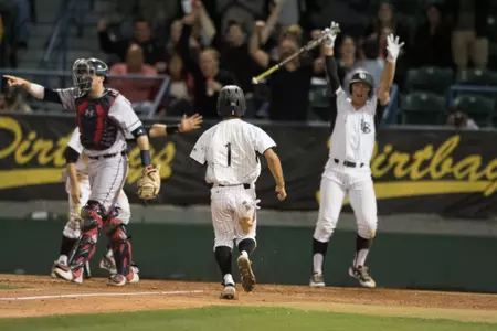 2018_02_16_Andrews_Clayton_vs_SMC_09