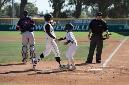 2018_02_17_Huffman_Laine_vs_SMC_006