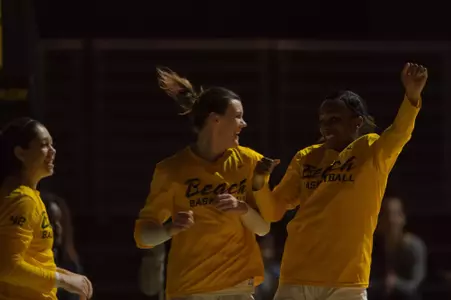 Jessica Gertz, Shanaijah Davison