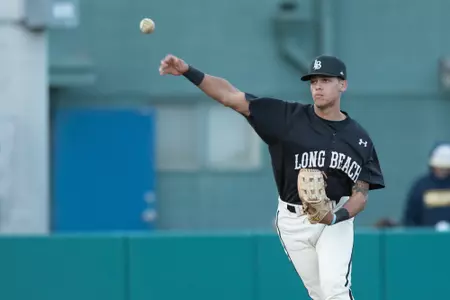 2018_03_07_Robinson_Shaq_vs_Vandy_01