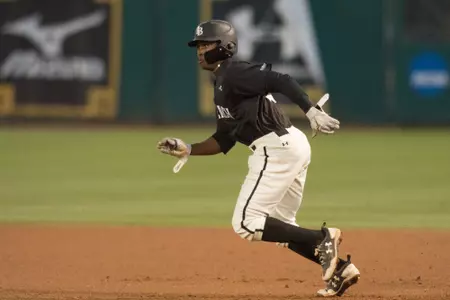 2018_03_07_Jones_Leonard_vs_Vandy_001